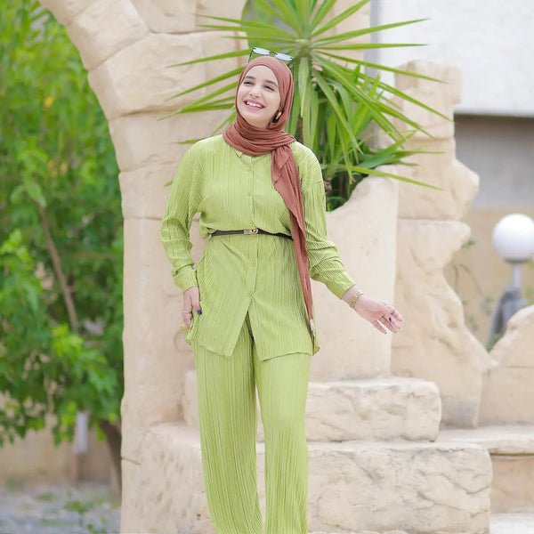  أخضر بلون الفستق RIMANI طقم 
